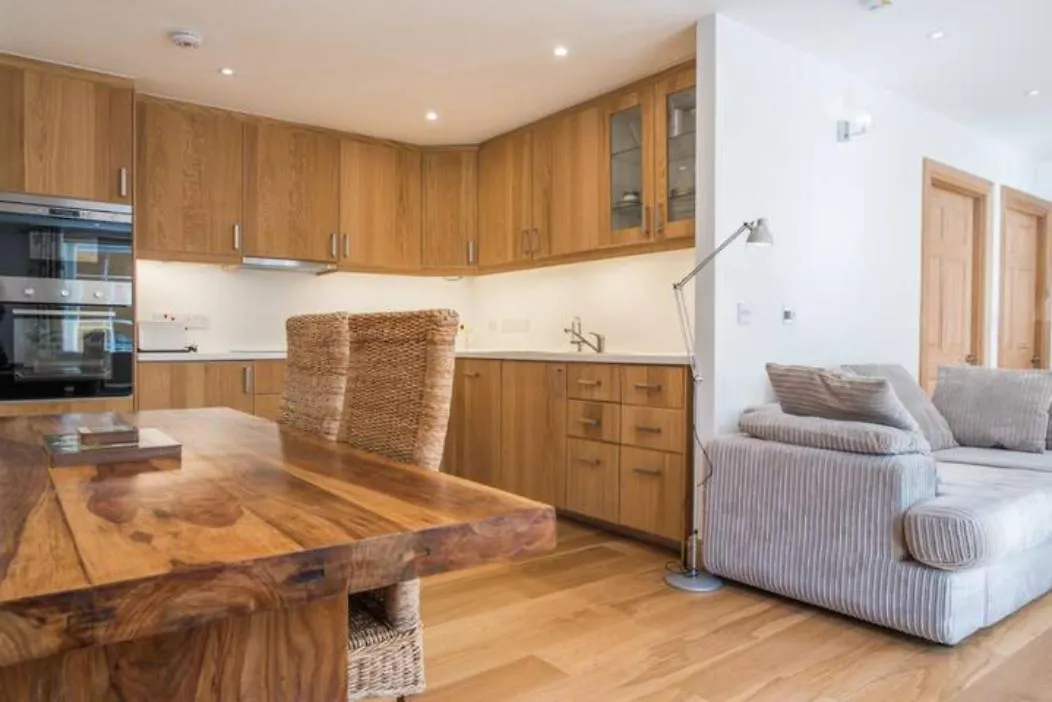 Luxury Flat, 20 Minutes By Train From Edinburgh Apartment Inverkeithing